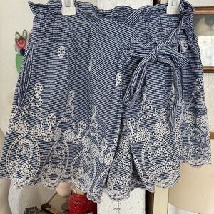 Zara Woman Blue & White Gingham Check Wrap Tie Scalloped Hem Shorts Size M